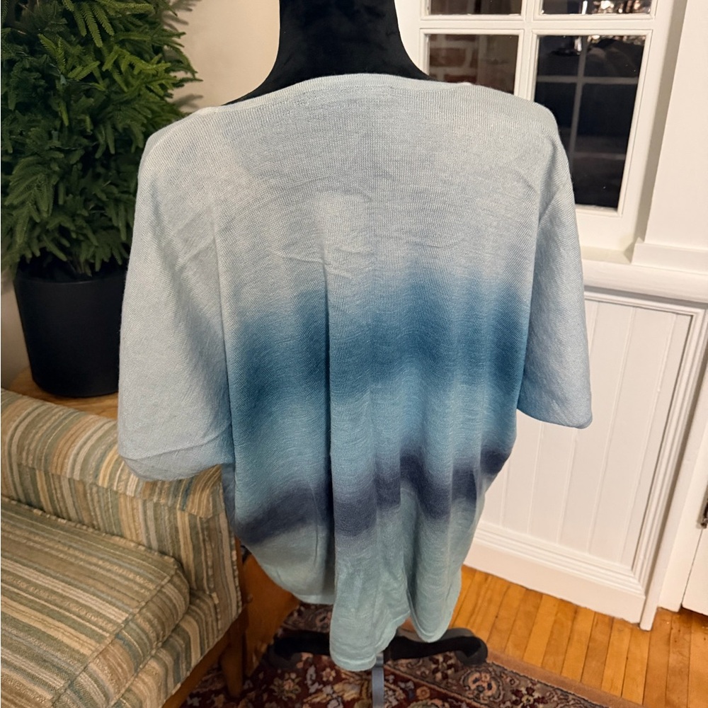 Peruvian Connection Blue Gradient Short Sleeve Top - Picture 7 of 7